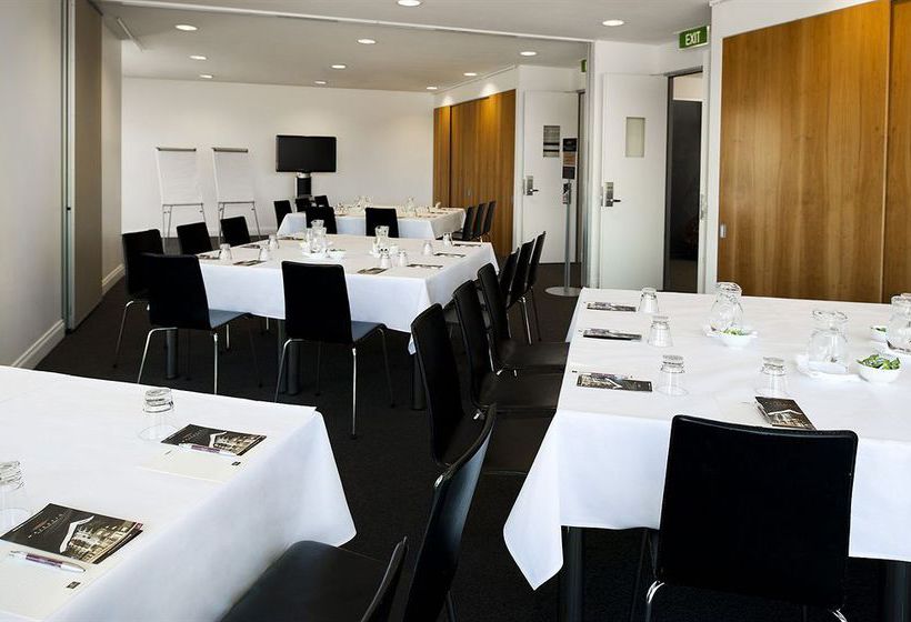 Hotel Majestic Roof Garden | Adelaide | South Australia | Australia 5