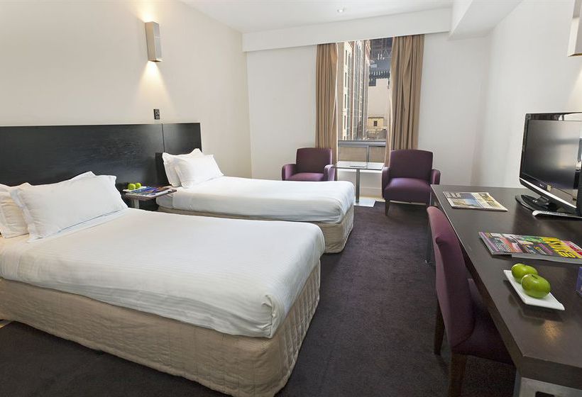 Hotel Causeway Melbourne