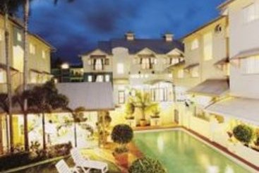 Hotel Queens Court | Cairns | Queensland | Australia 4
