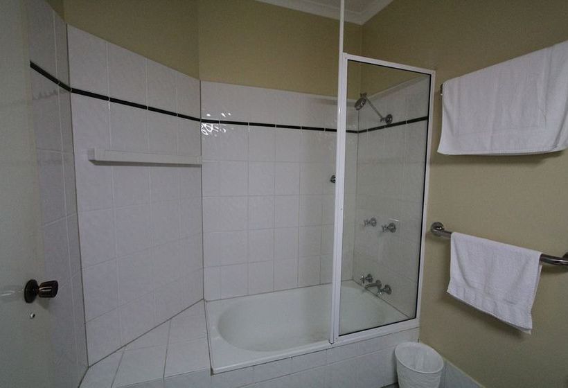 Hotel Tropical Queenslander Cairns