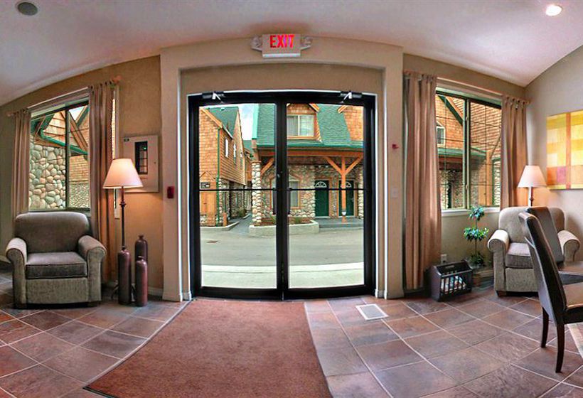 Hôtel Mystic Springs Chalets & Hot Pools | Canmore | Alberta | Hôtels au Canada 2