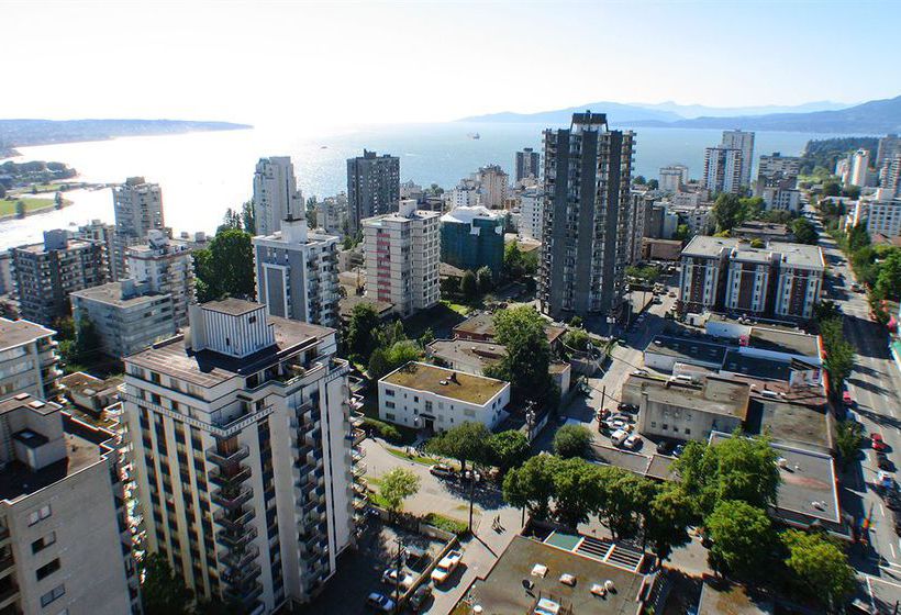 Hotel Sandman Suites on Davie | Vancouver | British Columbia | Canada 12