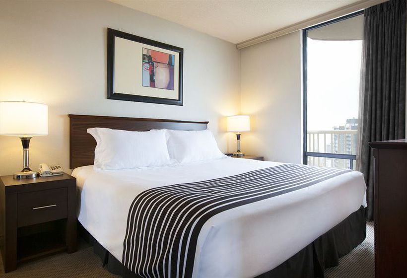 Hotel Sandman Suites on Davie | Vancouver | British Columbia | Canada 3