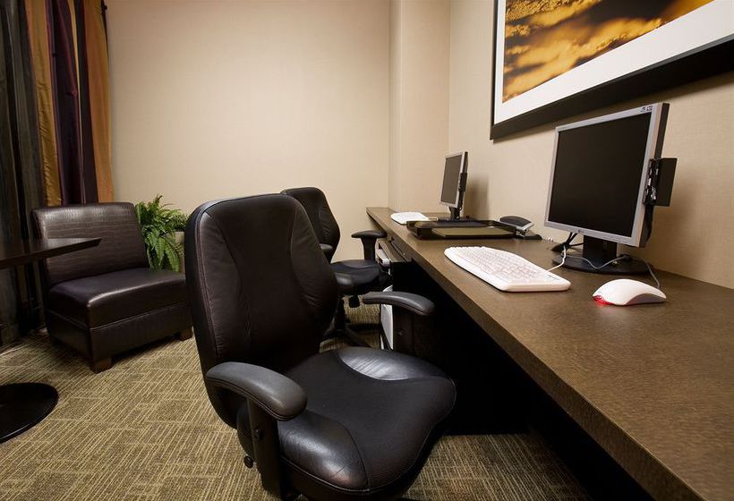 Hotel Sandman Suites on Davie | Vancouver | British Columbia | Canada 9