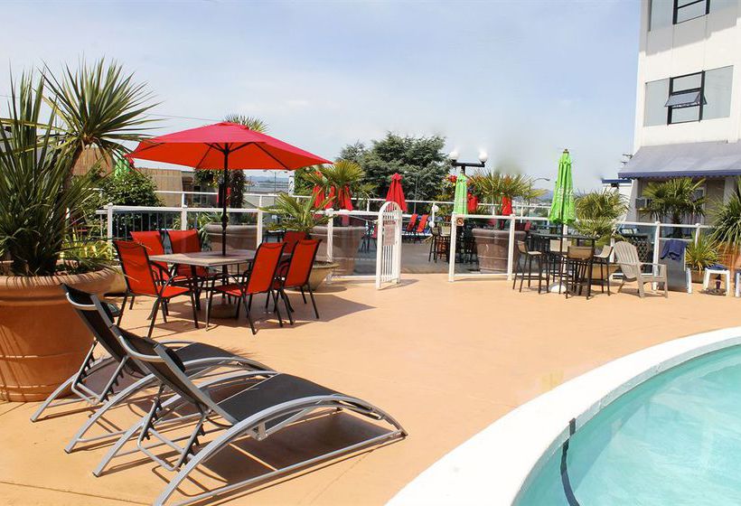 Capital City Center Hotel | Victoria | British Columbia | Canada 7