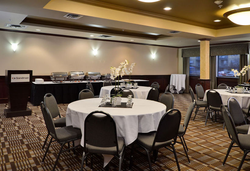 Hotel Sandman Grande Prairie | Grande Prairie | Alberta | Canada 13