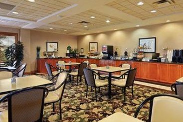 Hotel Wingate by Wyndham Edmonton West | Edmonton | Alberta | Canada 1