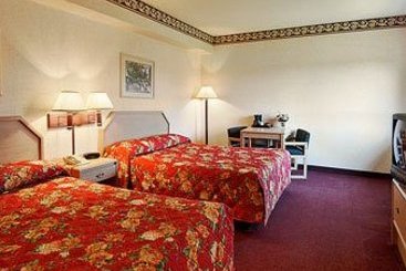 Motel Super 8 Windsor ON | Windsor | Ontario | Canada 2