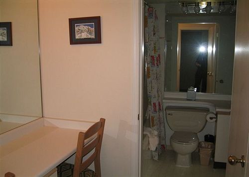 Hotel Wildwood Lodge On Blackcomb Mountain | Whistler | British Columbia | Canada 8