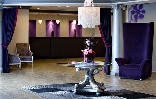 The Tower Hotel | Niagara Falls | Ontario | Canada 20