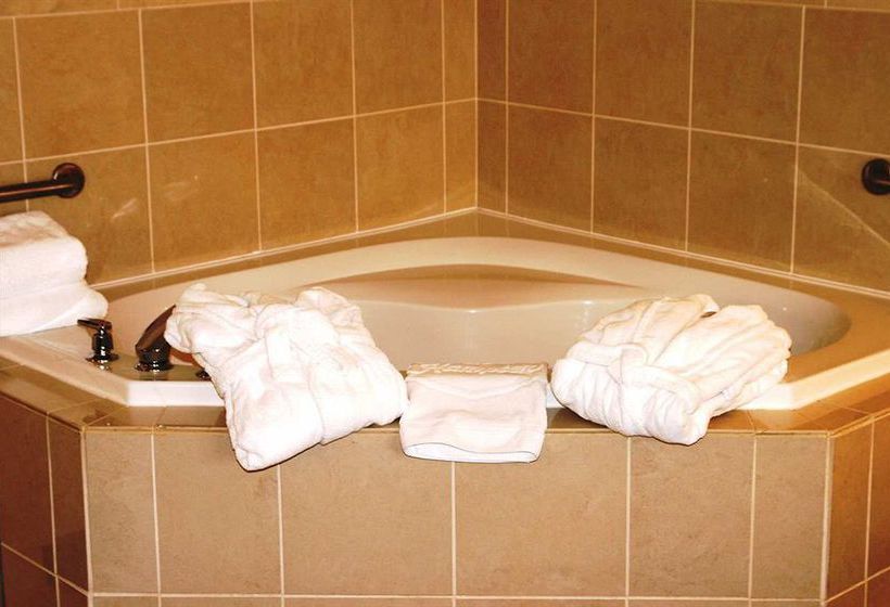 Hotel Hampton Inn & Suites Toronto Airport | Mississauga | Ontario | Canada 10