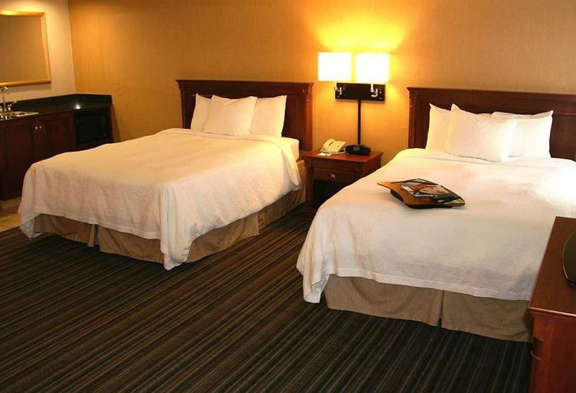 Hotel Hampton Inn & Suites Toronto Airport | Mississauga | Ontario | Canada 15