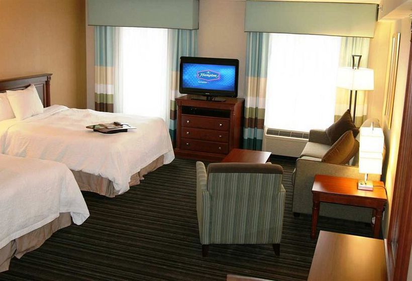 Hotel Hampton Inn & Suites Toronto Airport | Mississauga | Ontario | Canada 16