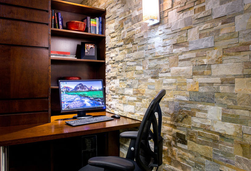 Hotel Residence Inn by Marriot Halifax Downtown | Halifax | Nova Scotia | Canada 18