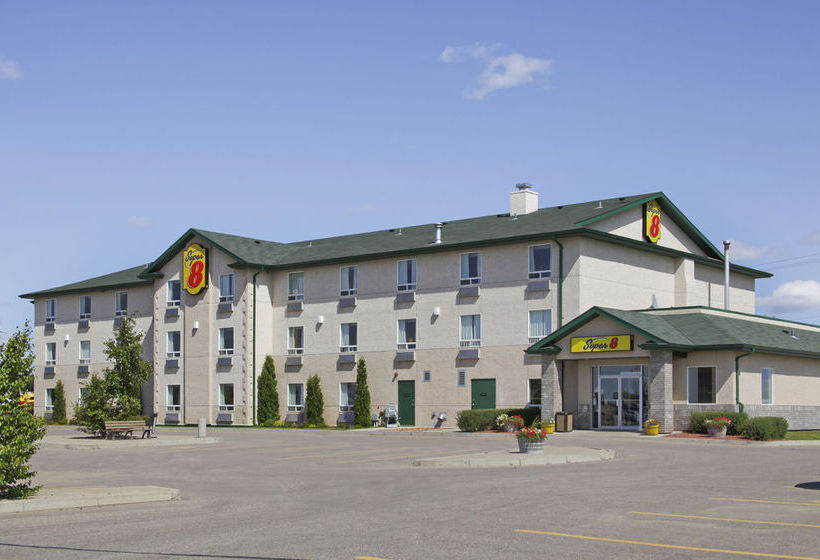 Super 8 Motel | Prince Albert | Saskatchewan | Canada 5
