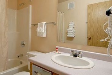 Super 8 Motel | Moose Jaw | Saskatchewan | Canada 4