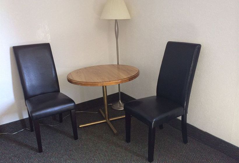 Hotel Universal Inn and Suites | Niagara Falls | Ontario | Canada 6