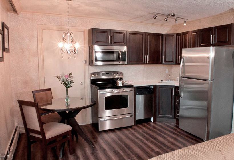 Hotel Riviera | North Vancouver | British Columbia | Canada 12