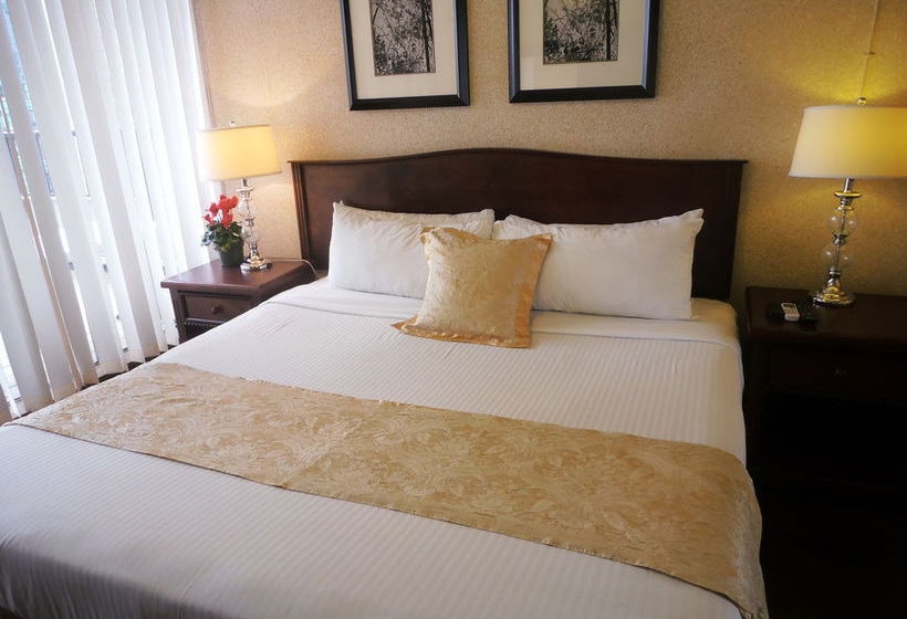 Hotel Riviera | North Vancouver | British Columbia | Canada 18