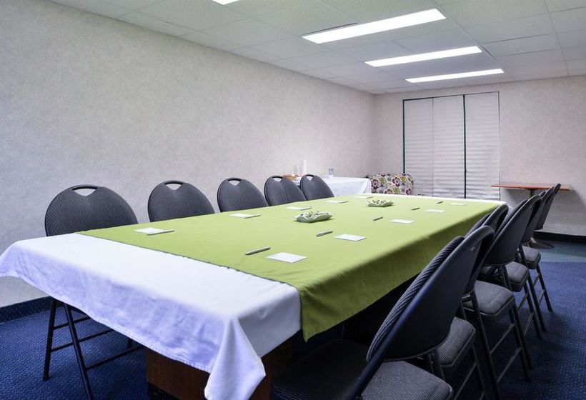 Hotel Lexington Inn & Suites | Windsor | Ontario | Canada 18