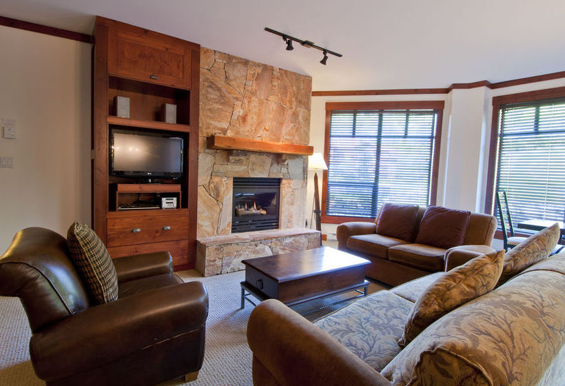 Hotel First Tracks Lodge | Whistler | British Columbia | Canada 16