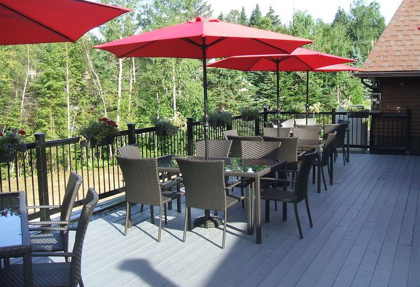 Hotel Le Chateau | Sainte Adele | Quebec | Canada 8