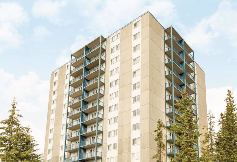 Hotel Coast Fraser Tower | Yellowknife | Northwest Territories | Canada 13