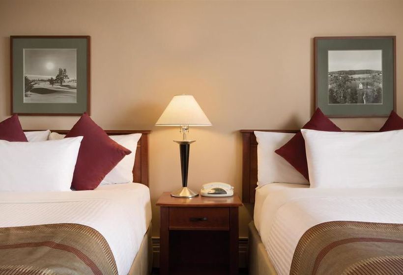 Hotel Coast Fraser Tower | Yellowknife | Northwest Territories | Canada 9