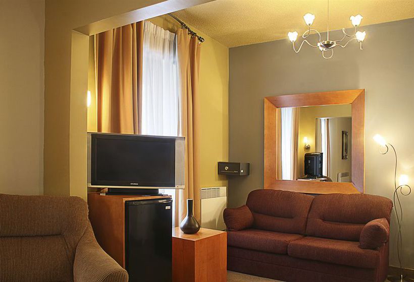 Hotel Auberge Le Pomerol | Montreal | Quebec | Canada 17