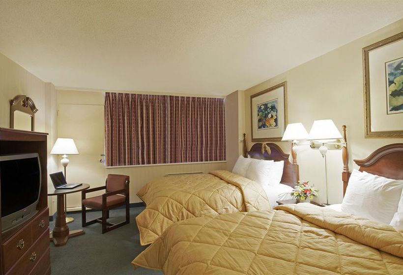 Hotel Econo Lodge | Smiths Falls | Ontario | Canada 1