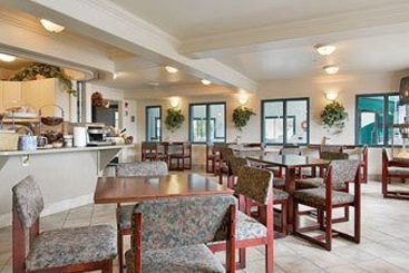 Motel Super 8 High River Ab | High River | Alberta | Canada 3