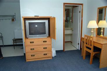 Hotel Colonial House Motor Inn | Perth | Ontario | Canada 10