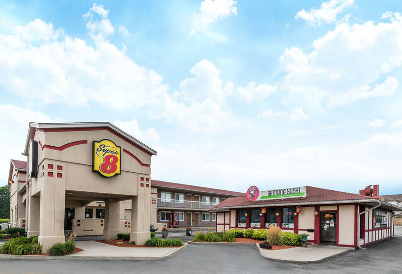 Super 8 Motel | Guelph | Ontario | Canada 6