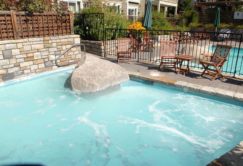 Hotel Ermitage du Lac | Mont Tremblant | Quebec | Canada 17