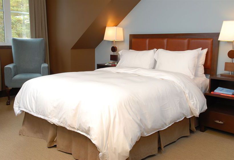 Hotel Ermitage du Lac | Mont Tremblant | Quebec | Canada 20