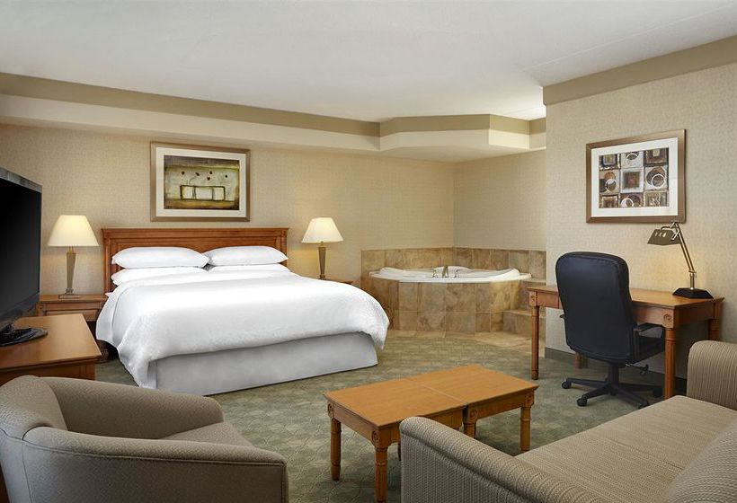 Four Points by Sheraton Waterloo - Kitchener Hotel & Suites | Waterloo | Ontario | Canada 12