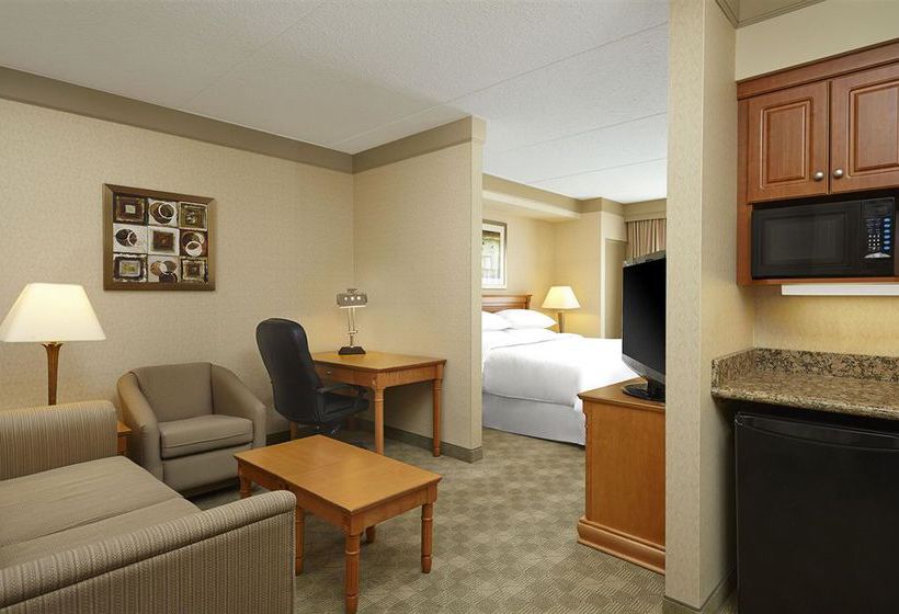 Four Points by Sheraton Waterloo - Kitchener Hotel & Suites | Waterloo | Ontario | Canada 6