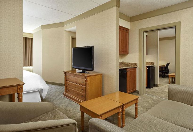 Four Points by Sheraton Waterloo - Kitchener Hotel & Suites | Waterloo | Ontario | Canada 7