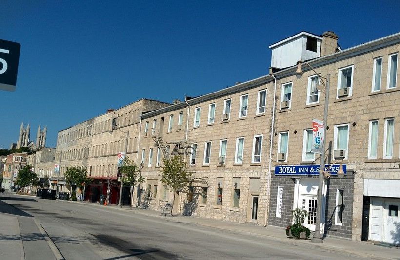 Hotel Royal Inn & Suites | Guelph | Ontario | Canada 19