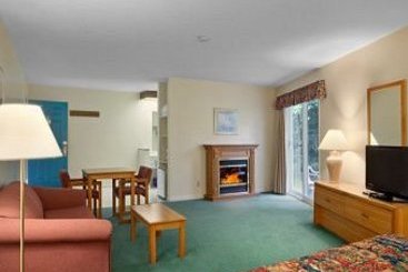 Hotel Travelodge Bracebridge | Bracebridge | Ontario | Canada 1