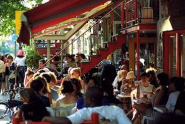 Hôtel Le Jazz St - Denis Hostel | Montreal | Québec | Hôtels au Canada 5