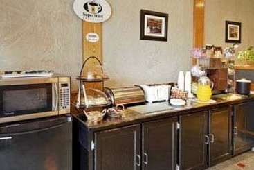 Super 8 Motel | Sarnia | Ontario | Canada 4