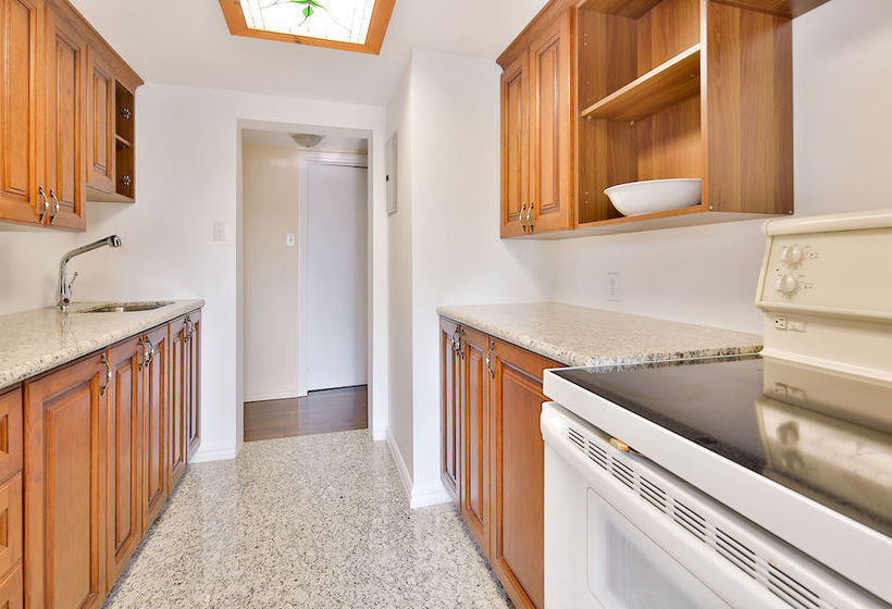 Hotel Sunset Suites | Montreal | Quebec | Canada 5