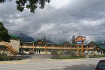 Hotel Econo Lodge | Golden | British Columbia | Canada 3
