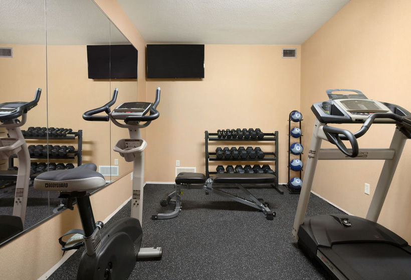 Super 8 Motel | Woodstock | Ontario | Canada 8