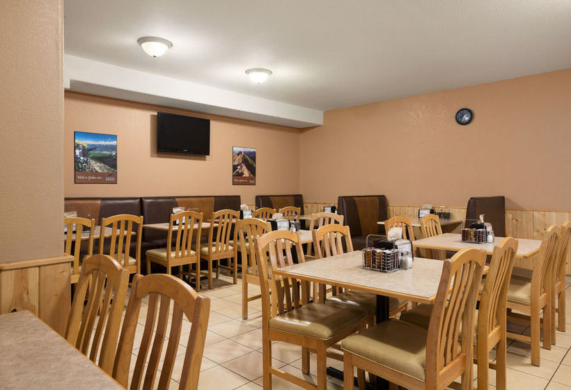 Hotel Ramada Limited Golden | Golden | British Columbia | Canada 1