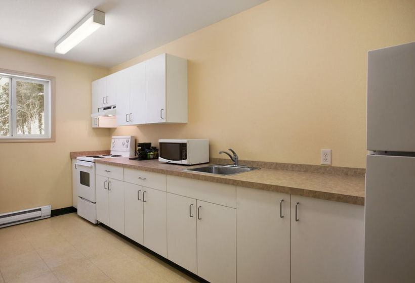 Hotel Ramada Limited Golden | Golden | British Columbia | Canada 14