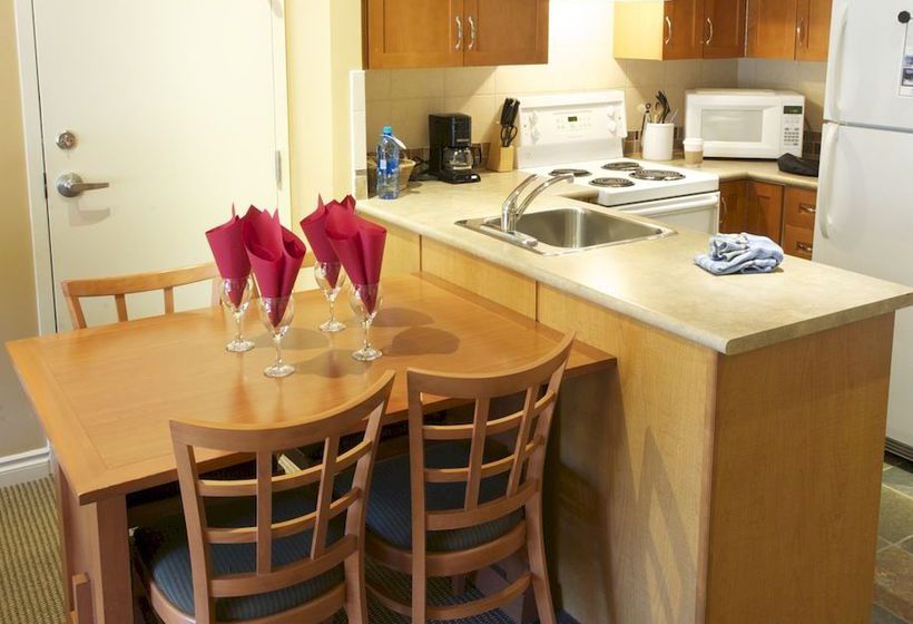 Hotel Pemberton Valley Lodge | Pemberton | British Columbia | Canada 12