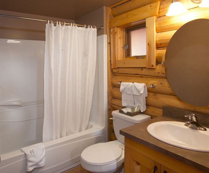 Hotel Pocahontas Cabins Alberta