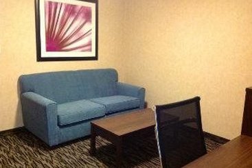 Hotel Ramada Inn Pitt Meadows |  Pitt Meadowsv | British Columbia | Canada 7